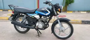 TVS HLX 125 2025 Black