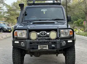 Toyota Land Cruiser 2018 Green