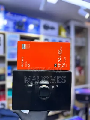 Sony Alpha Q7 Iv Camera With Lens Fe 24-105mm