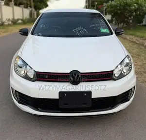 Volkswagen Polo 2011 Ivory