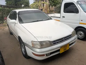 Toyota Corona 1999 White