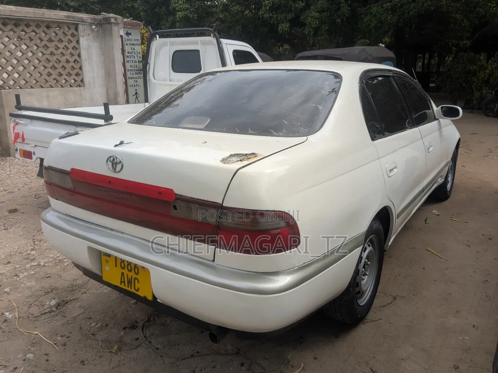 Toyota Corona 1999 White