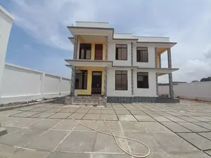 6bdrm House in Kigamboni Kisota for sale