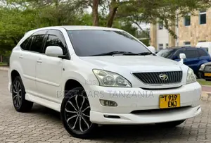 Toyota Harrier 2005 White