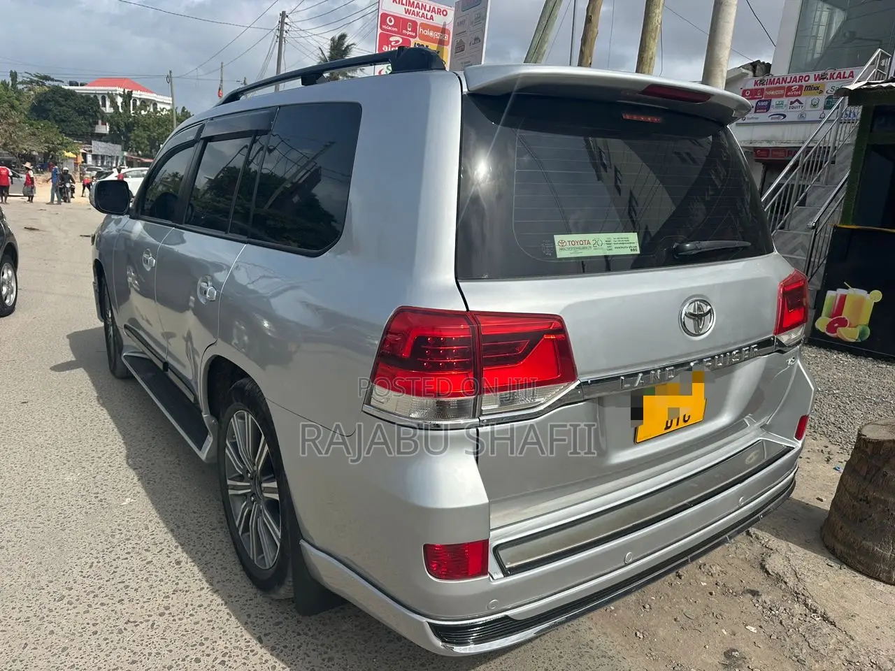 Toyota Land Cruiser 4.6 V8 ZX 2018 Silver