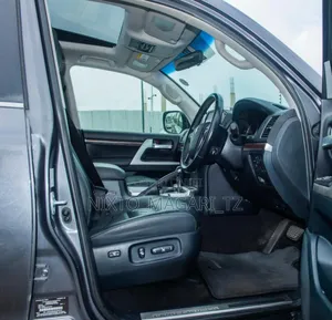 Toyota Land Cruiser 2020 Gray