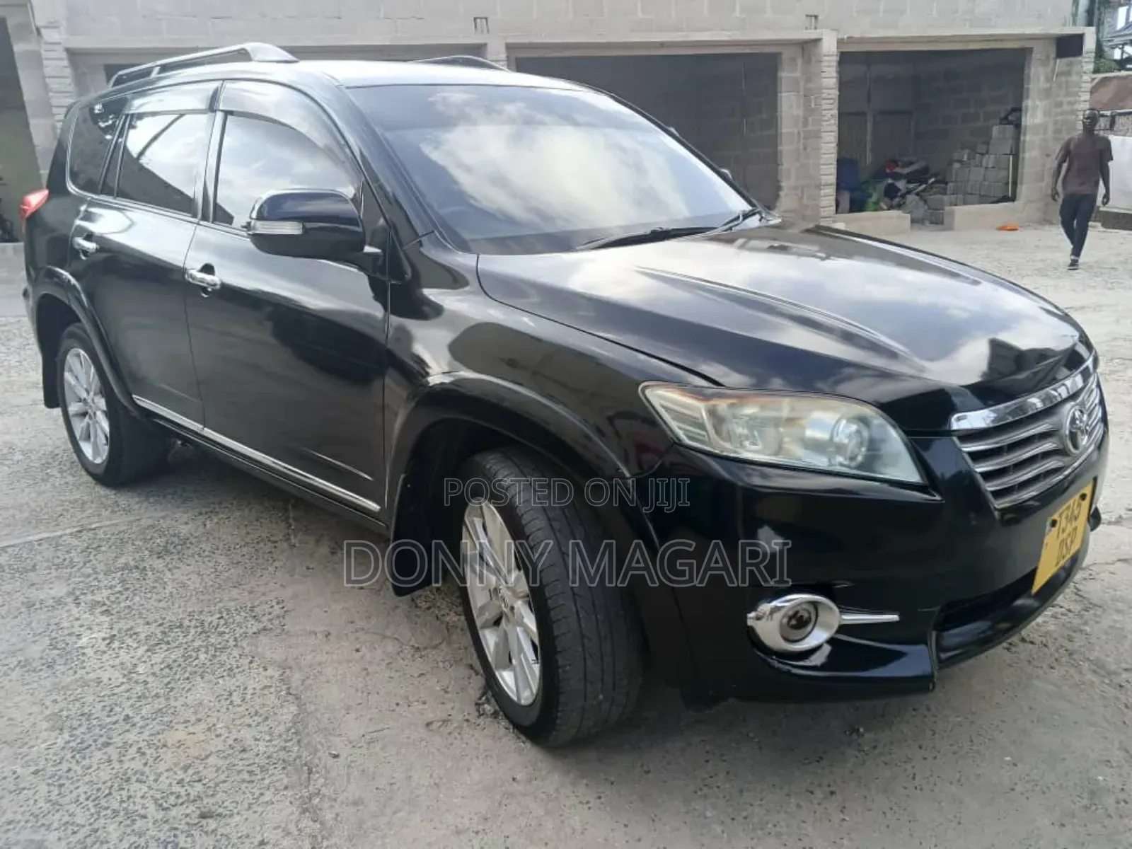 Toyota Vanguard 2010 Black