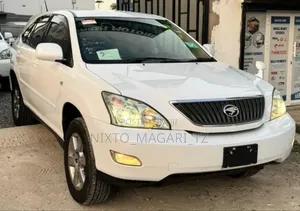 Toyota Harrier 2006 White