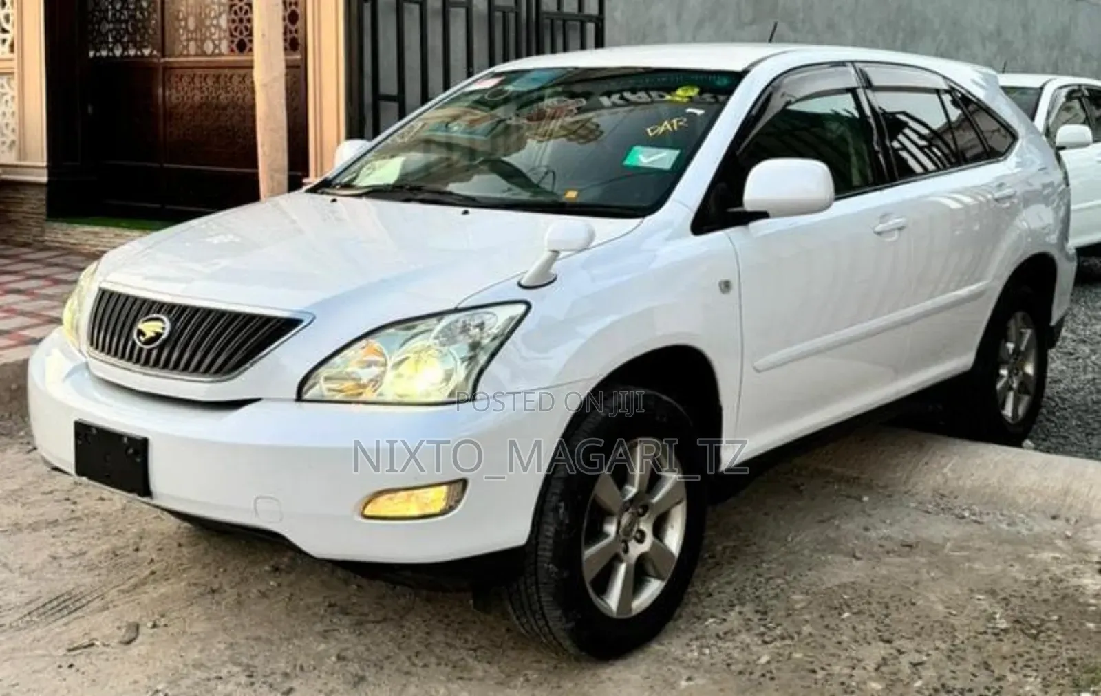 Toyota Harrier 2006 White