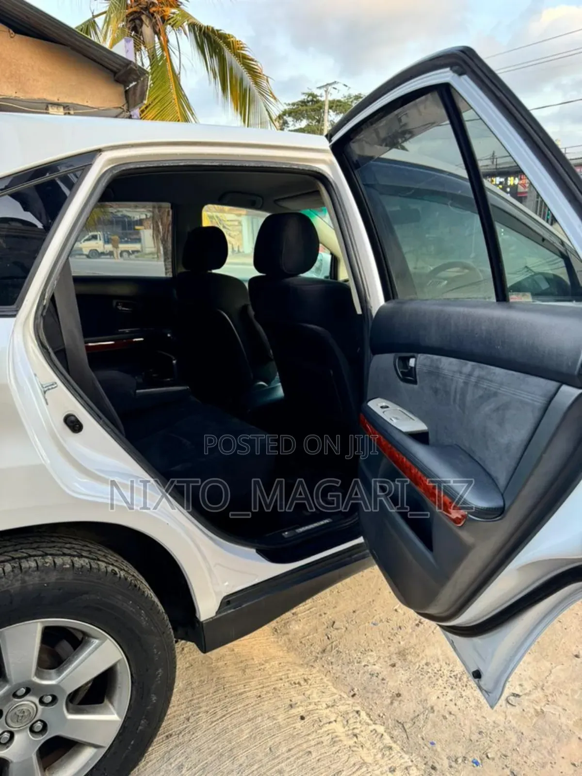 Toyota Harrier 2006 White