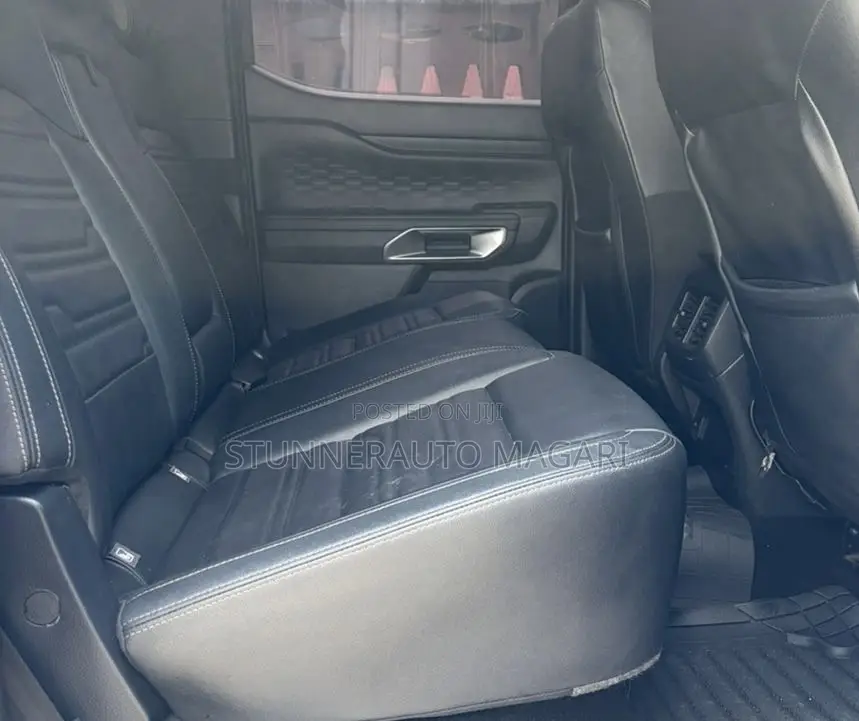 Ford Ranger Wildtrak 2023 Gray