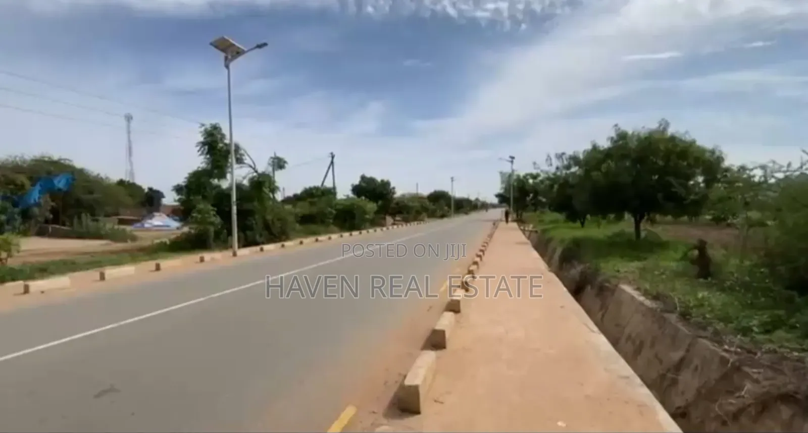 *Kiwanja Cha Kwanza Lami Kinauzwa Ipagala East, Dodoma Mjini*