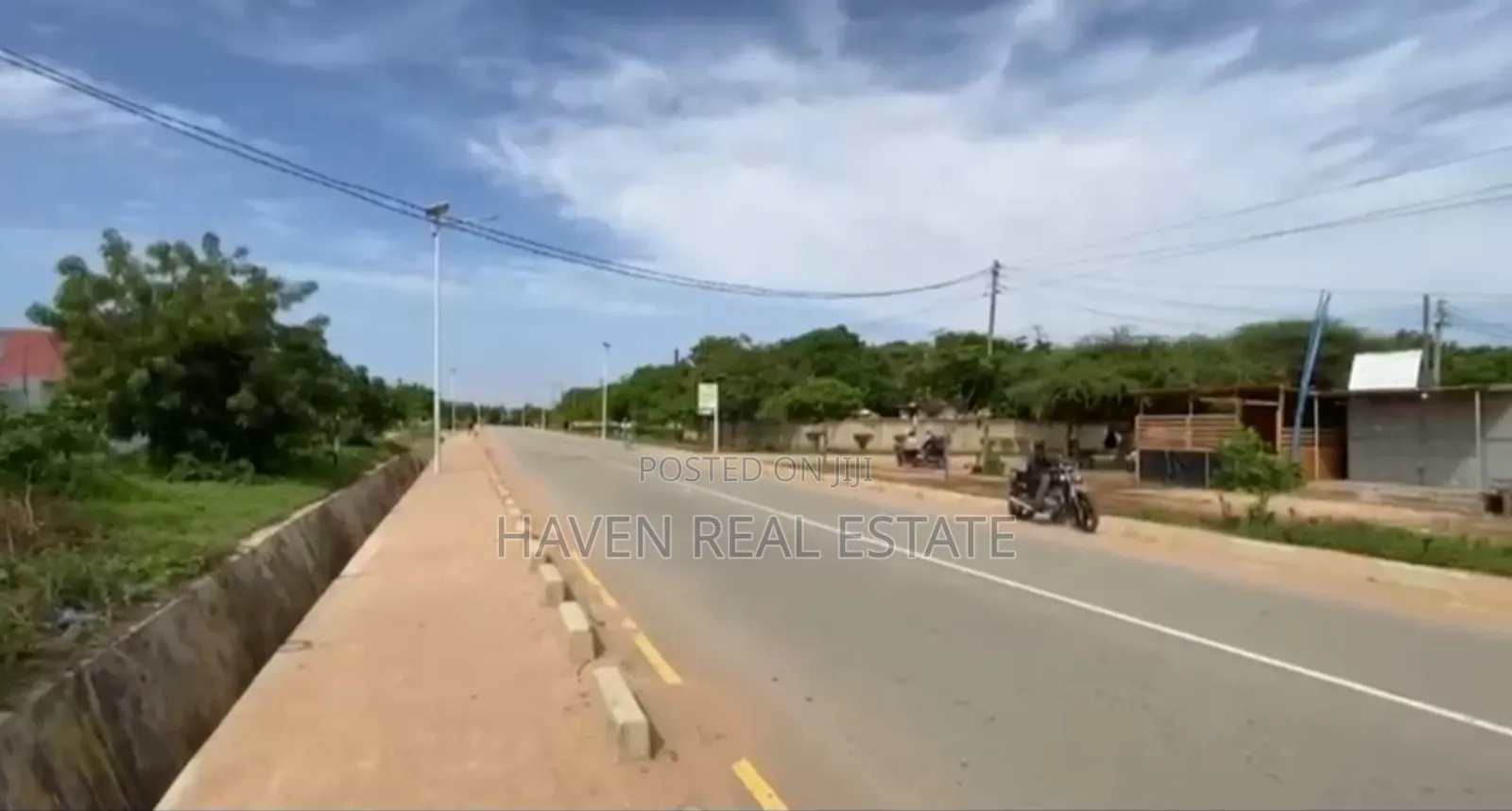 *Kiwanja Cha Kwanza Lami Kinauzwa Ipagala East, Dodoma Mjini*