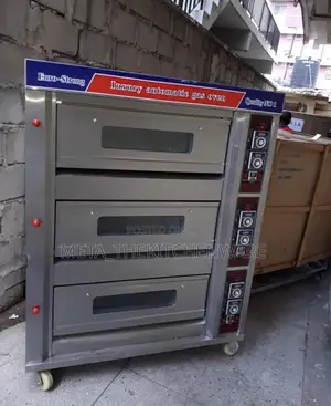Commercial Gas Oven 3 Decks 6 Trays
