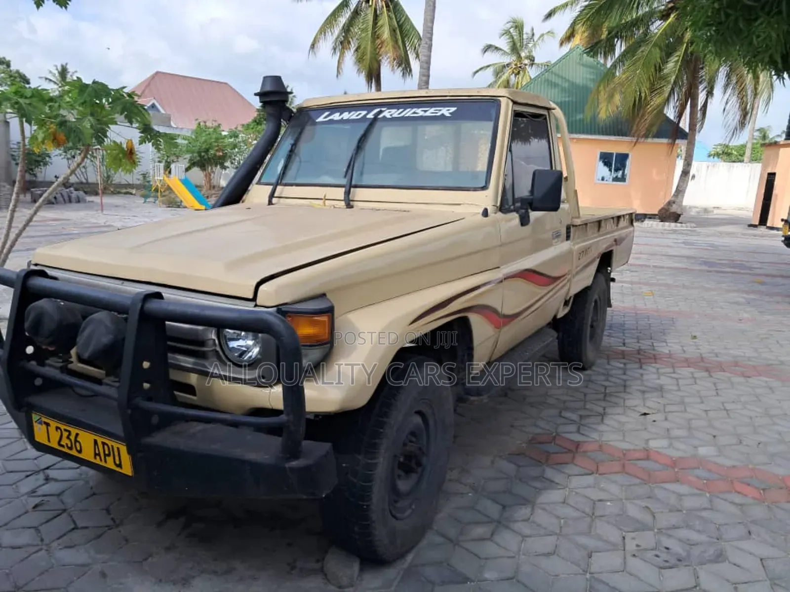 Toyota Land Cruiser 1999 Brown