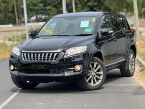 Toyota Vanguard 2013 Black