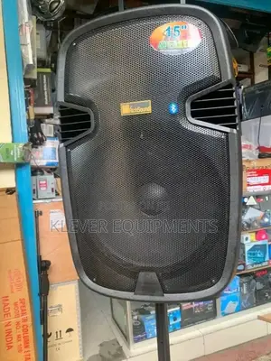 Richsound Rechargeable Speaker With Mic And Free Stand