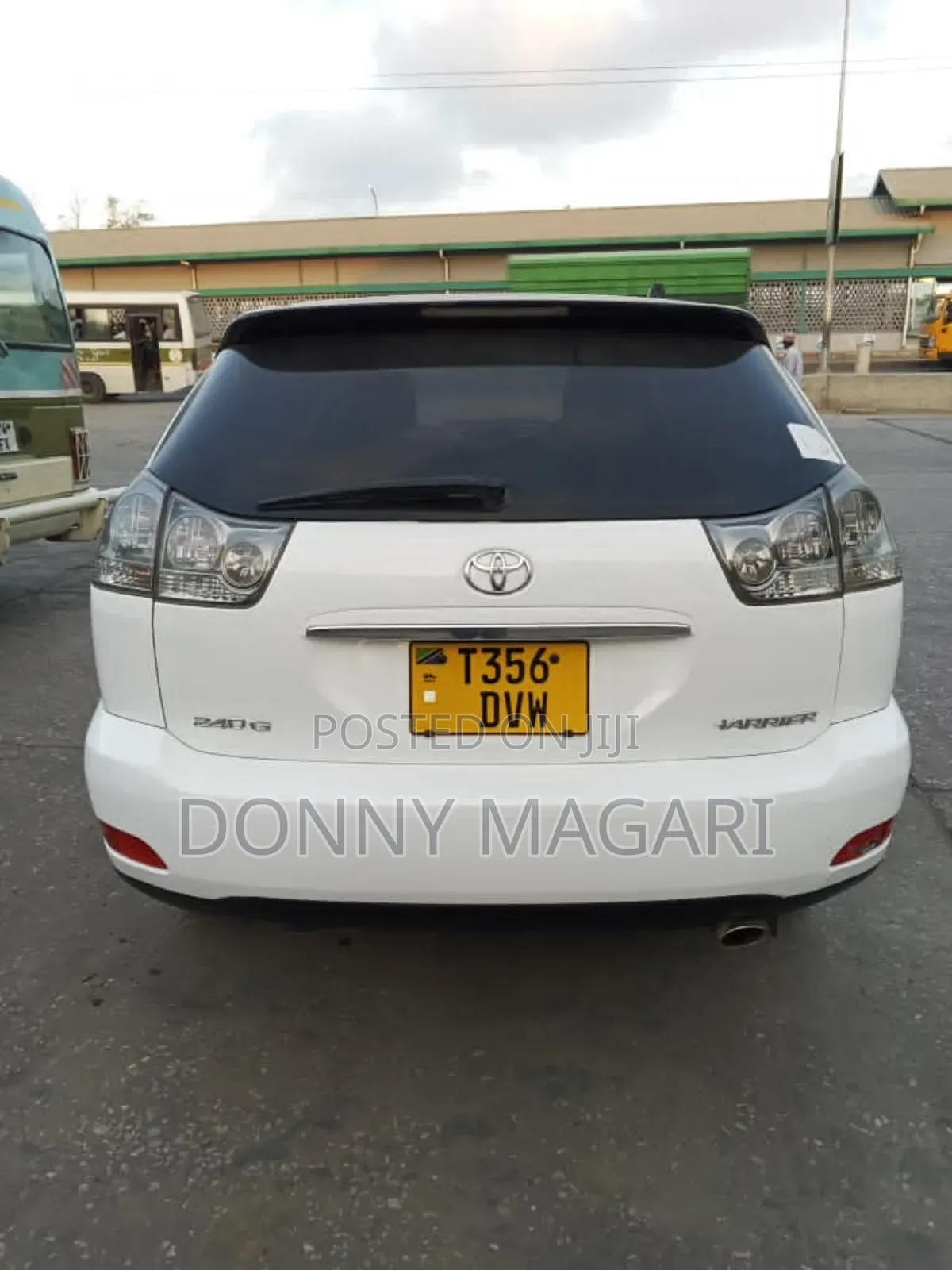 Toyota Harrier 2.4 2005 White