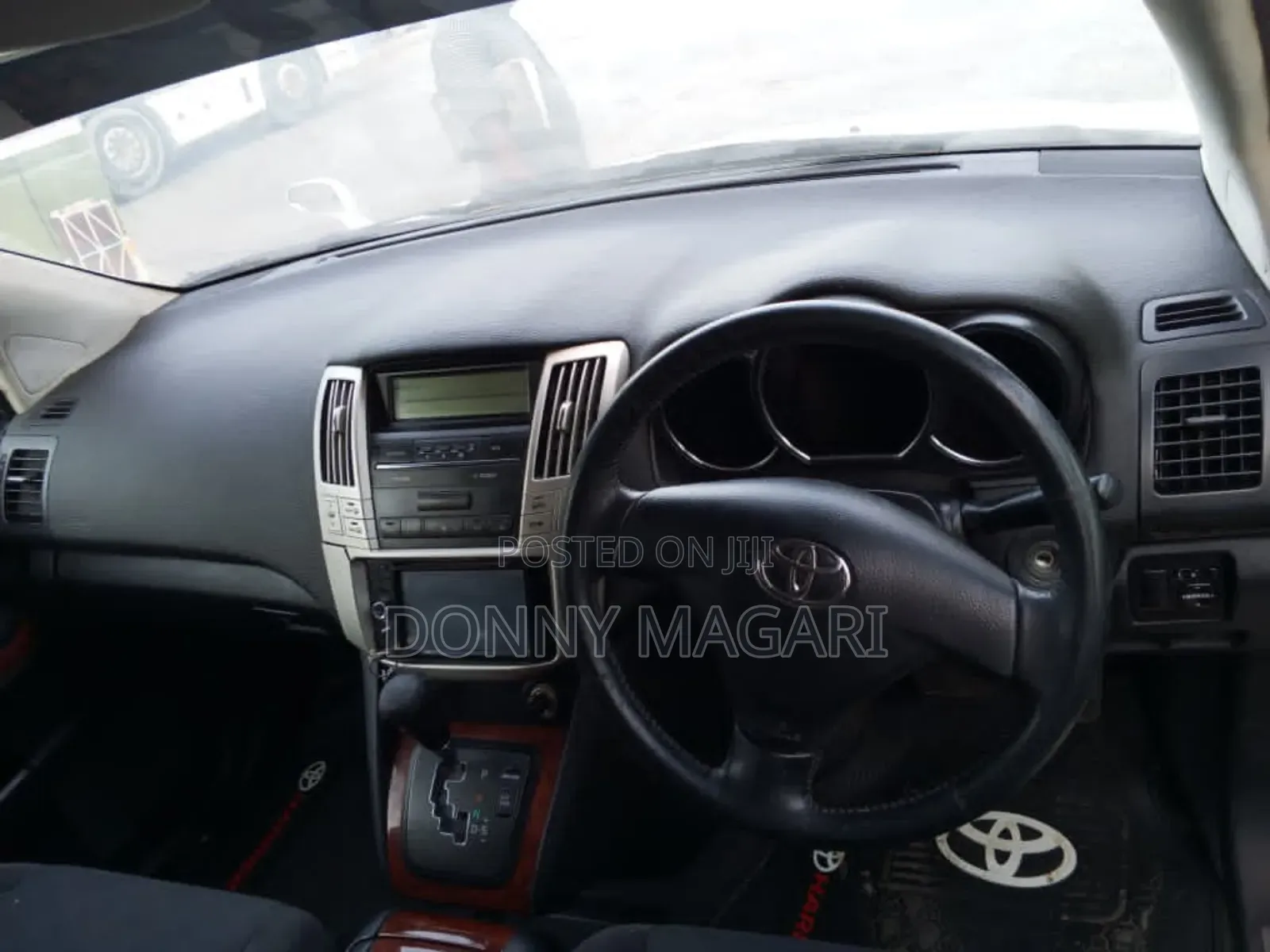 Toyota Harrier 2.4 2005 White