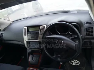 Toyota Harrier 2.4 2005 White