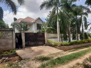 4bdrm Block of Flats in Mchakama Real Estate, Bunju for sale