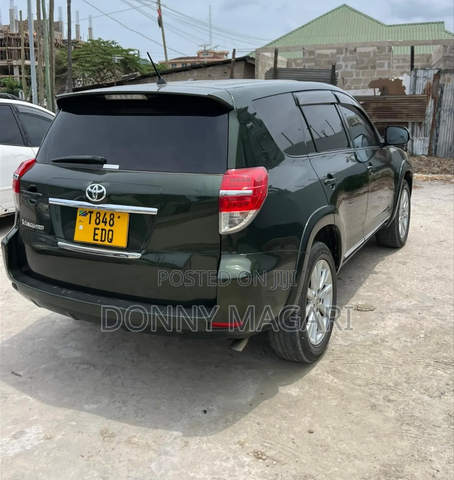 Toyota Vanguard 2010 Green