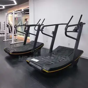 Commercial Curved Treadmill Do Not Use Electric  Manual