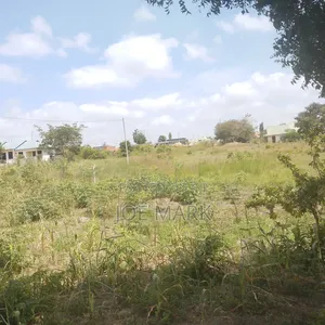 Kiwanja Kinauzwa ,Kibaha Nida
