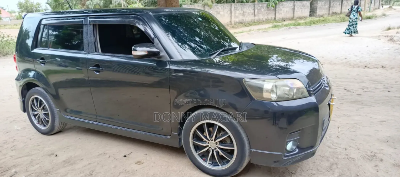 Toyota Corolla Rumion 2010 Black