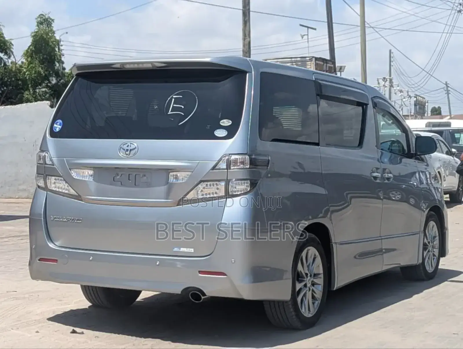 Toyota Vellfire 2008 Silver