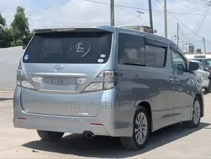 Toyota Vellfire 2008 Silver