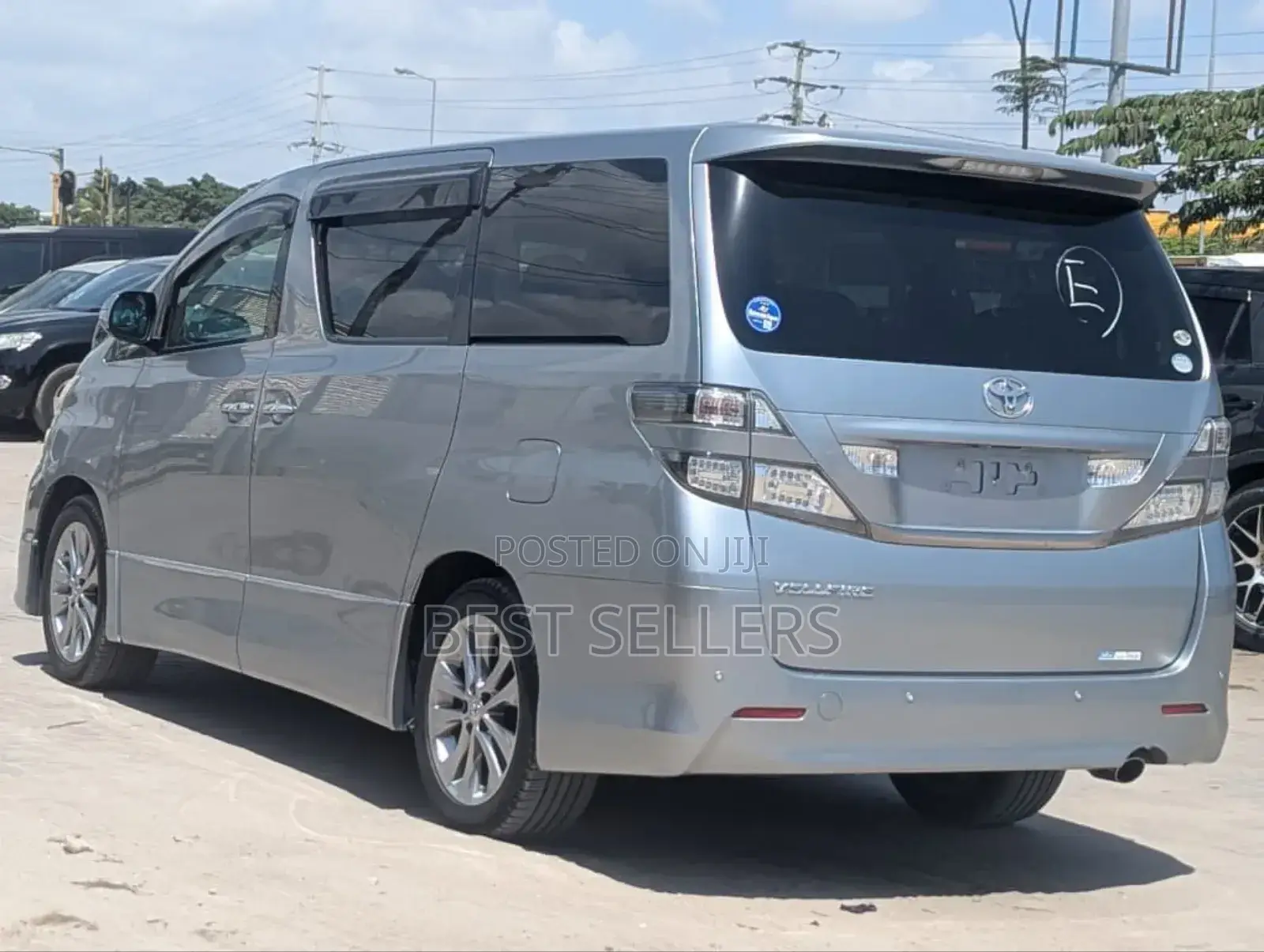 Toyota Vellfire 2008 Silver