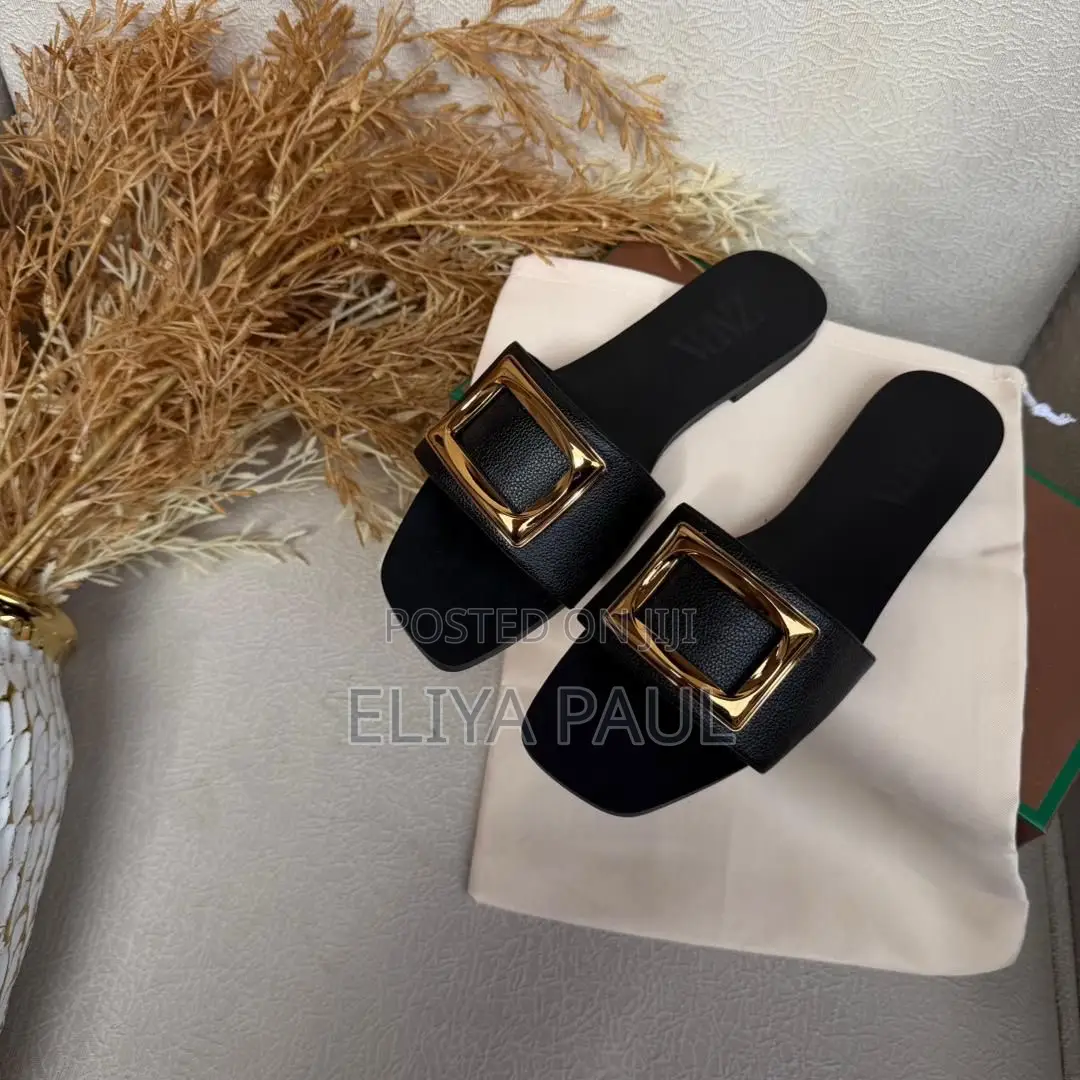 Zara Slipper