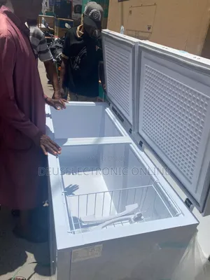 * *Three Rivers Chest Freezer: Cf-420:* *Capacity 450l*