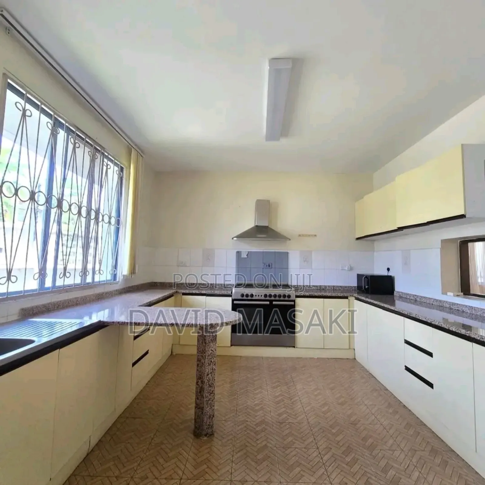 Furnished 3bdrm Villa in Villas, Masaki for rent