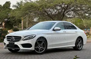 Mercedes-Benz C200 2014 White