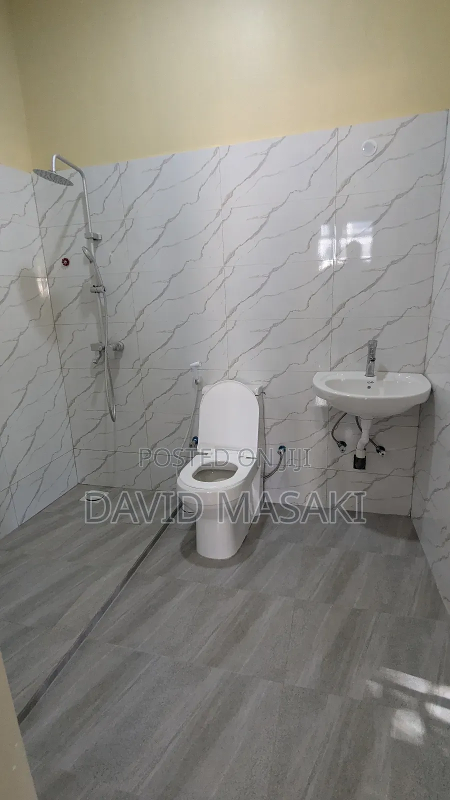 7bdrm House in Villa, Masaki for rent