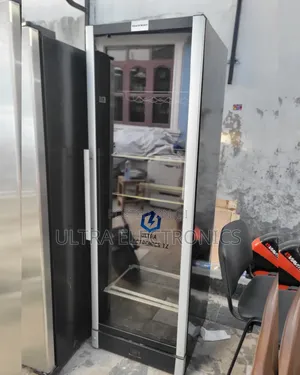 Commercial Single Door Beverage Cooler or Showcase Refrigerator 400l