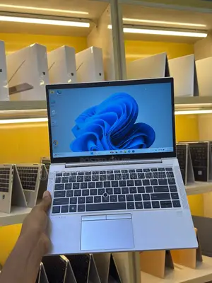 New Laptop HP EliteBook 845 G8 16GB AMD Ryzen 5 SSD 256GB