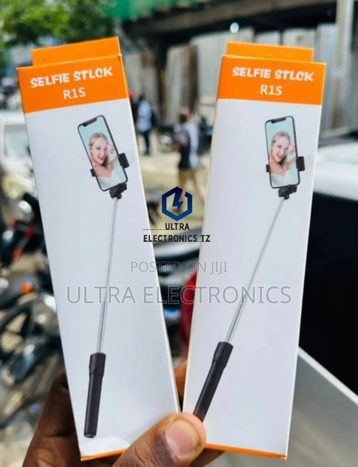 R1s Portable Bluetooth Selfie Stick Builtin Tripod Stand Phone Holder