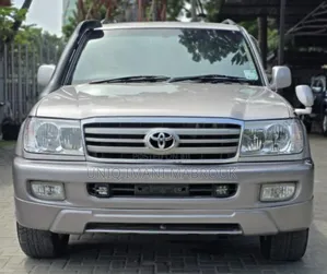 Toyota Land Cruiser 2000 Silver