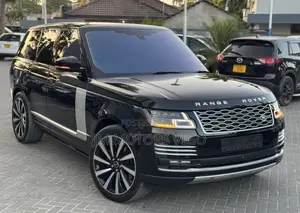 Land Rover Range Rover Vogue 2016 Black