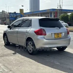 Toyota Auris 2007 Silver