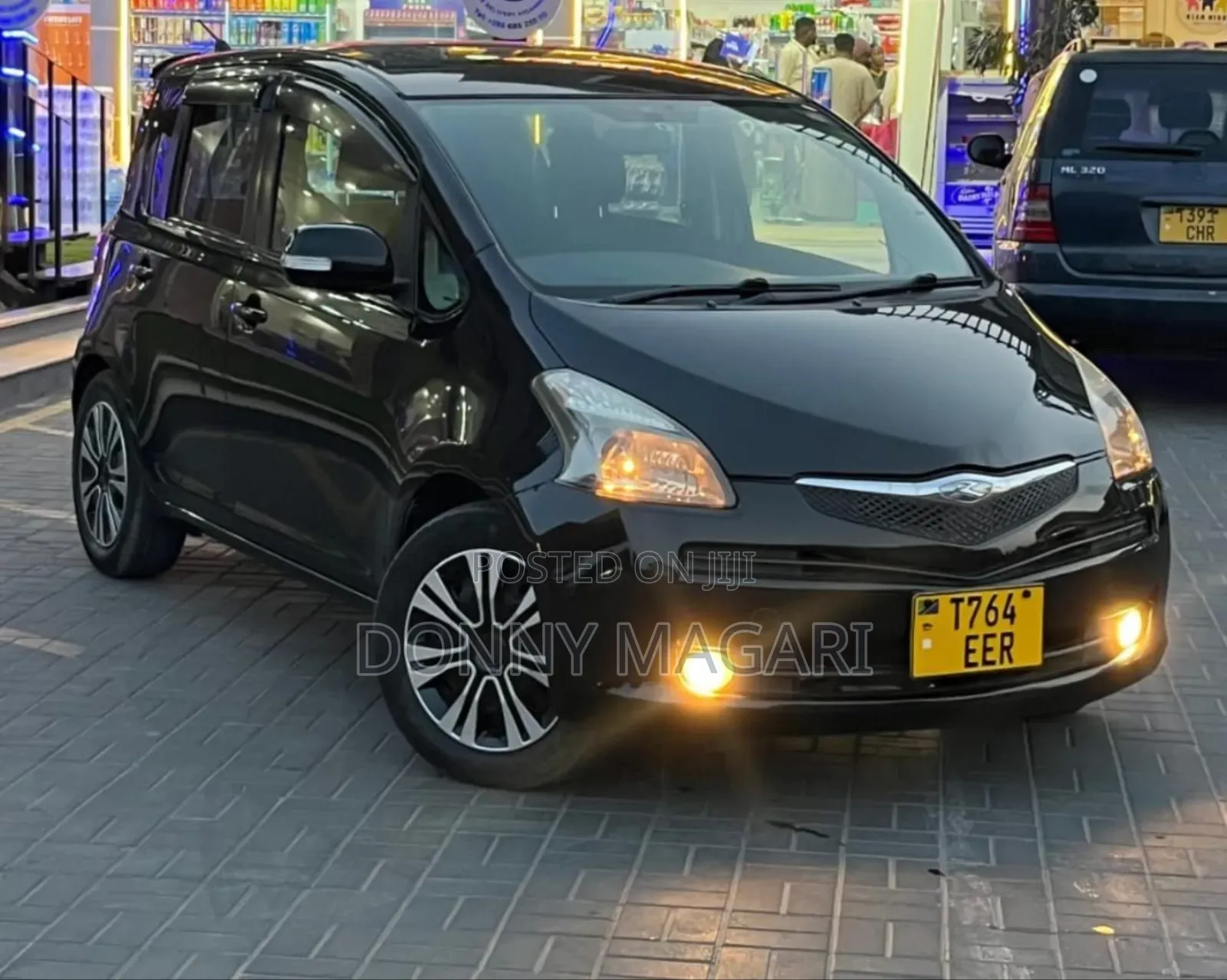 Toyota Ractis 1.5 AWD 2007 Black