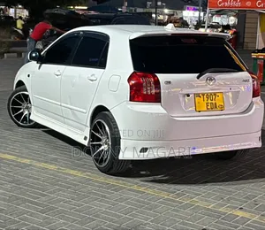 Toyota Corolla RunX 1.5 X AWD 2003 White