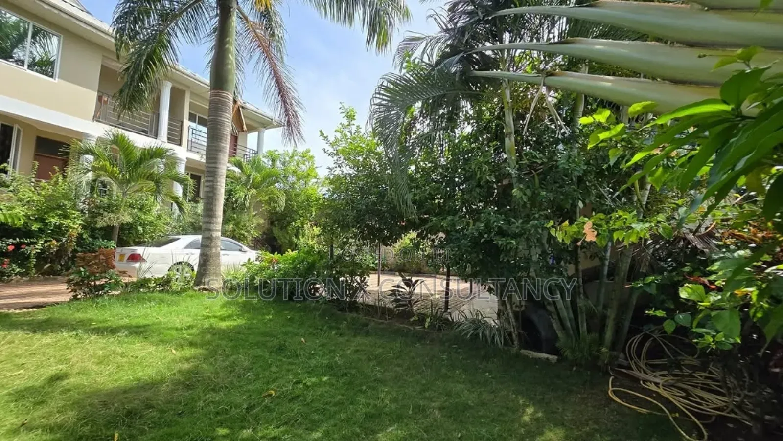 4bdrm House in Goba for sale