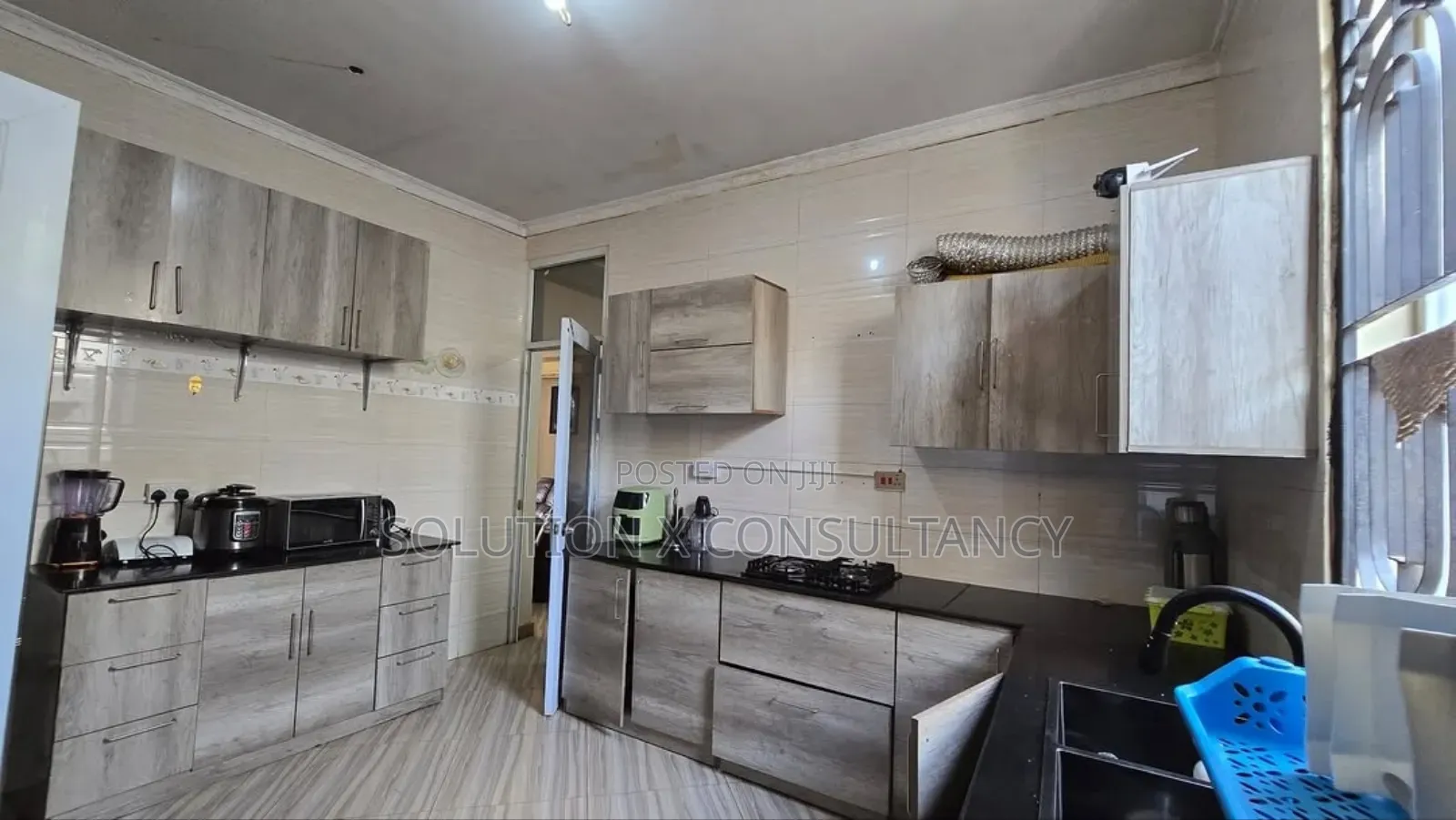 4bdrm House in Goba for sale