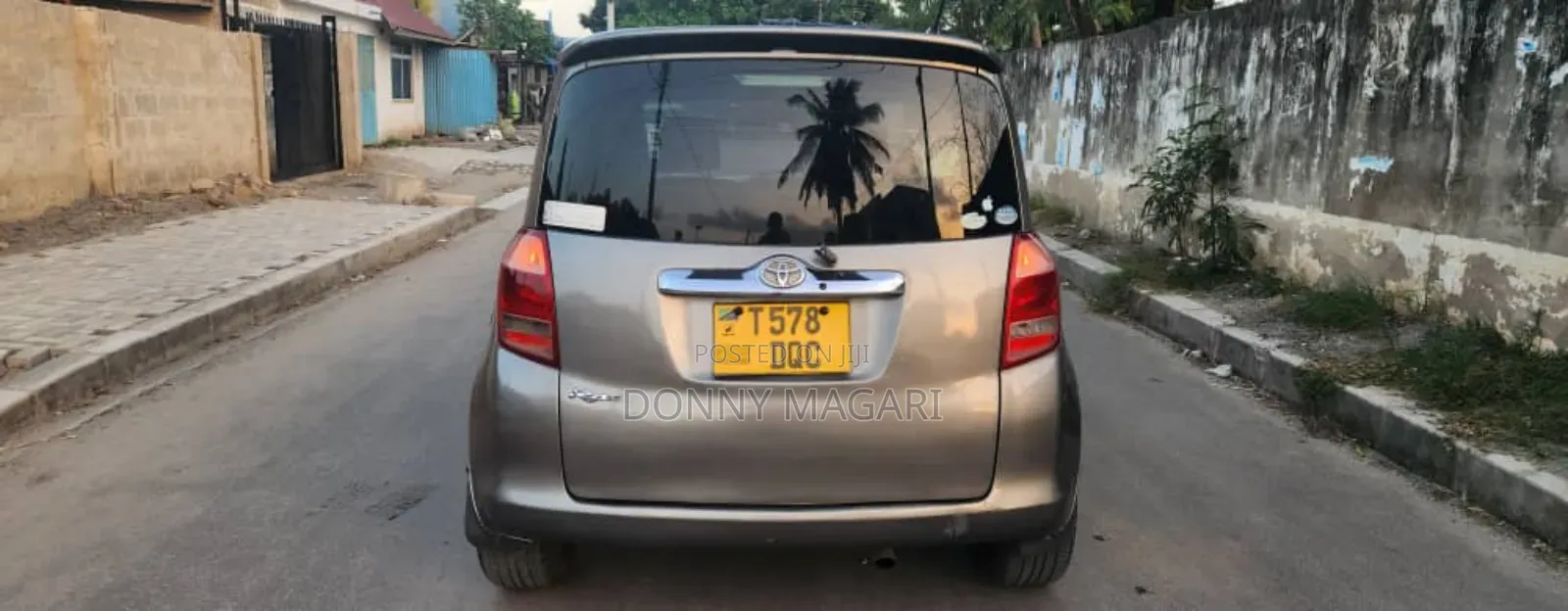 Toyota Ractis 1.5 AWD 2005 Gray