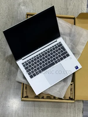 New Laptop HP EliteBook 840 G11 16GB Intel Core I5 SSD 512GB