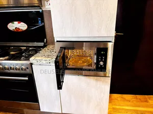 Built-in Microwave Oven Specia23 Litres